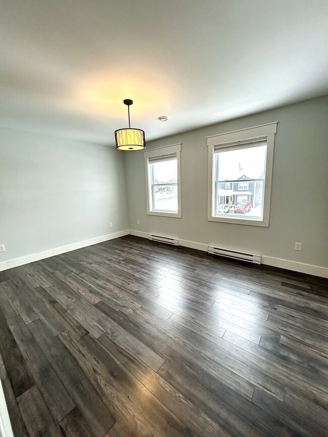 Building Photo - 4 Guernsey Pl