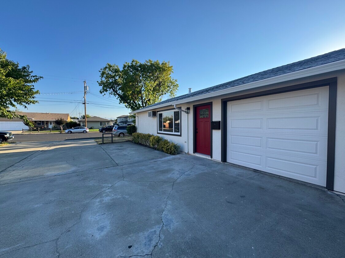 Foto principal - 1464 Locust St