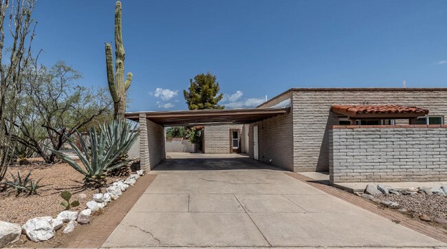 Foto del edificio - 8771 E Old Spanish Trail