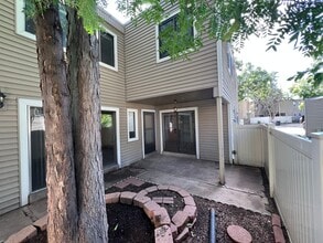 Building Photo - 9626 E Kansas Cir