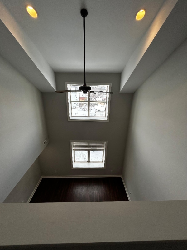 Building Photo - 970 Ridge Ave