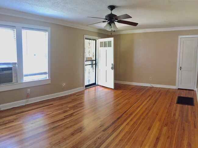 Front door access and large AC window unit - 1744 N Parkway