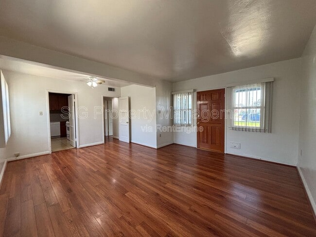 Building Photo - 629 W Glenoaks Blvd