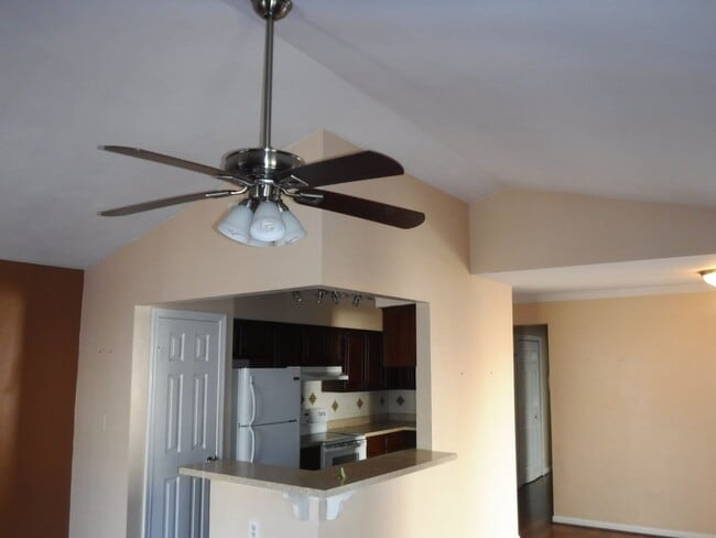 Building Photo - Kempsville Lake