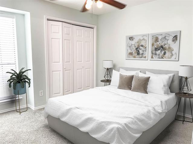Foto del edificio - 9601 Forest Ln