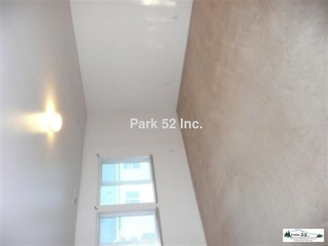 Building Photo - 1241 Evans Ct