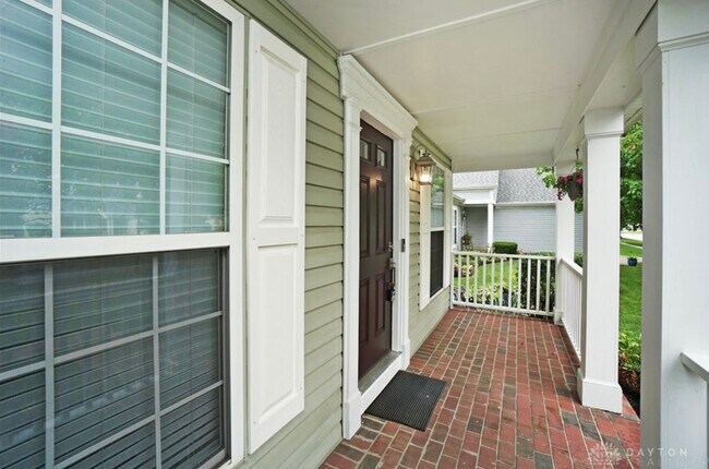 Foto del edificio - 5926 Deerfield Village Dr