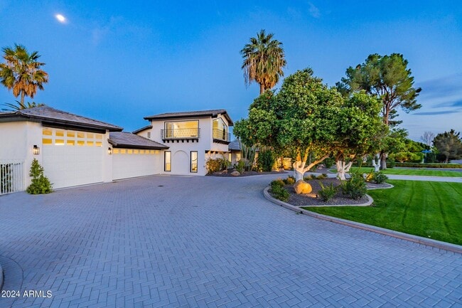 Building Photo - 5901 N Quail Run Rd