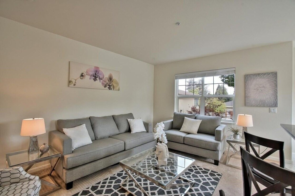 Foto principal - 453 E Okeefe St