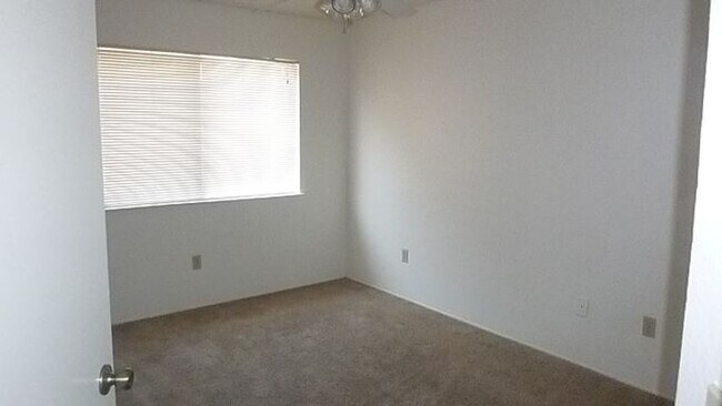 Foto del edificio - LAURELGLEN !