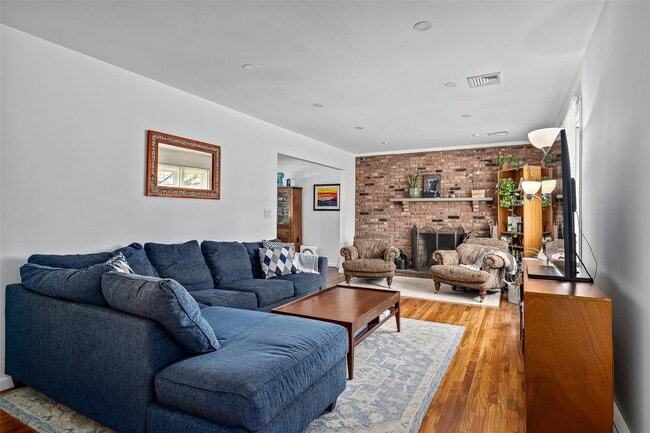 Building Photo - 88 Pershing Ave