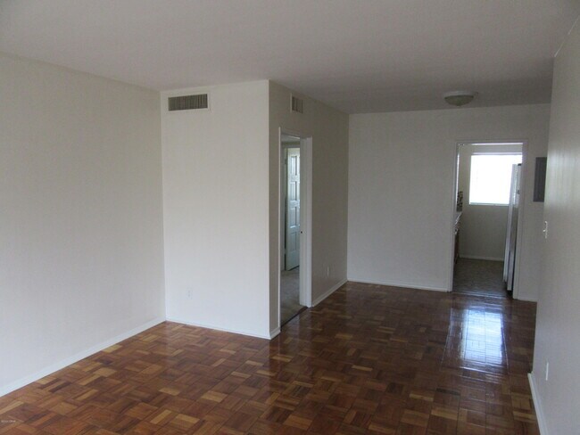 Foto del edificio - 809 Cherry St