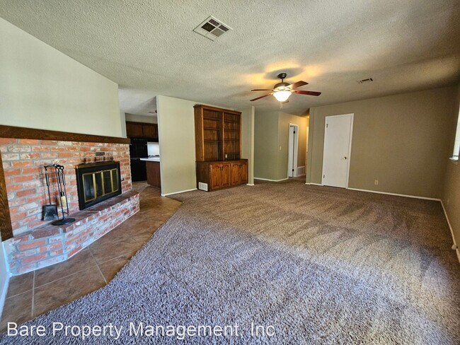 Foto del edificio - 3 br, 2 bath House - 1703 Village Drive