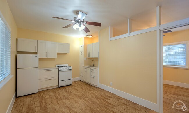 Kitchen and Dining - Rio Grande Square Apartments