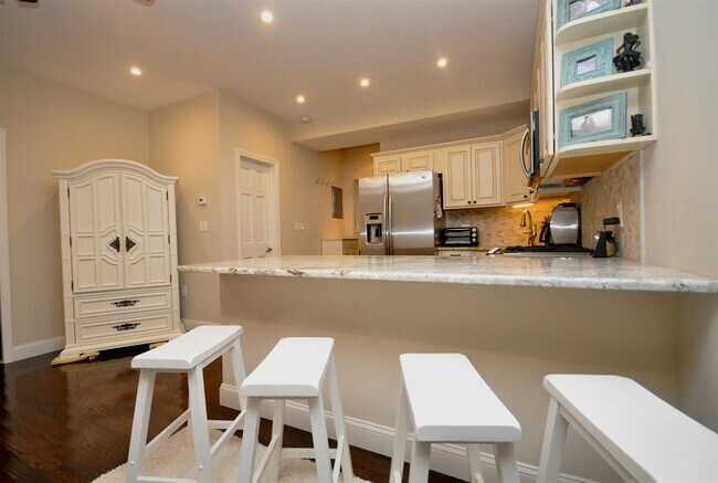 Foto del edificio - 591 Beacon St