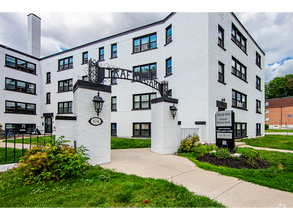 Building Photo - Trafalgar Apartments