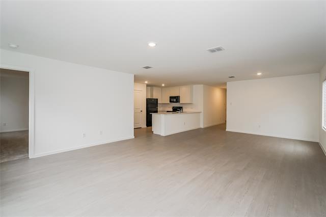 Building Photo - 1121 Tufted Dr