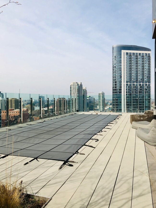 Foto del edificio - 410 N Franklin St