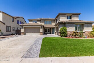 Building Photo - 6030 W Montebello Way