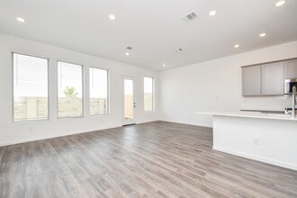 Building Photo - 5459 Holly Hvn Ct