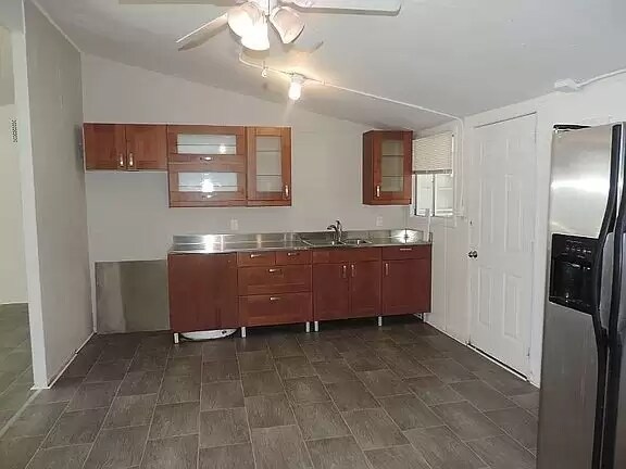 Foto del edificio - 118 Kelly St