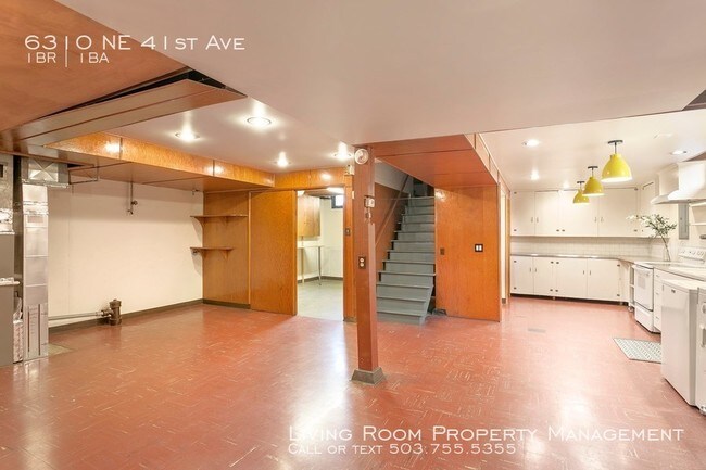Building Photo - 6310 NE 41st Ave