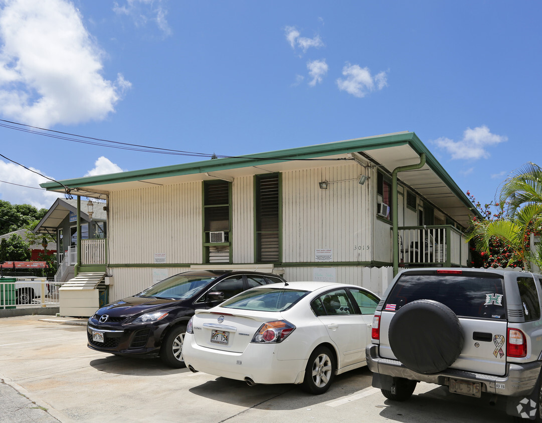 Building Photo - 3015 Kaimuki Ave