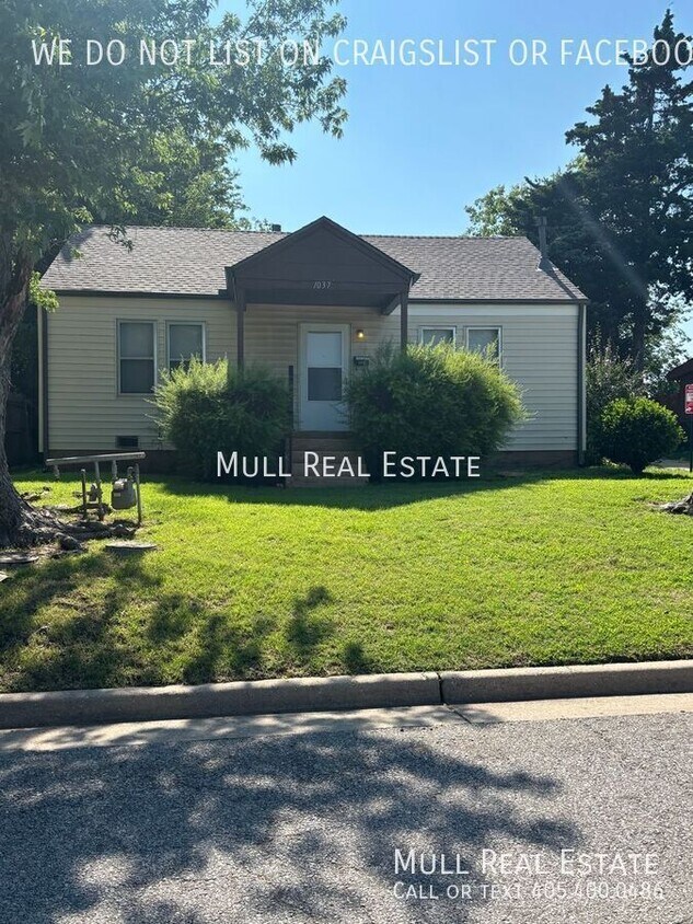 Foto principal - 1037 Tabor Dr
