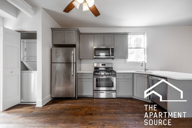 Foto del edificio - 3135 N Oakley Ave