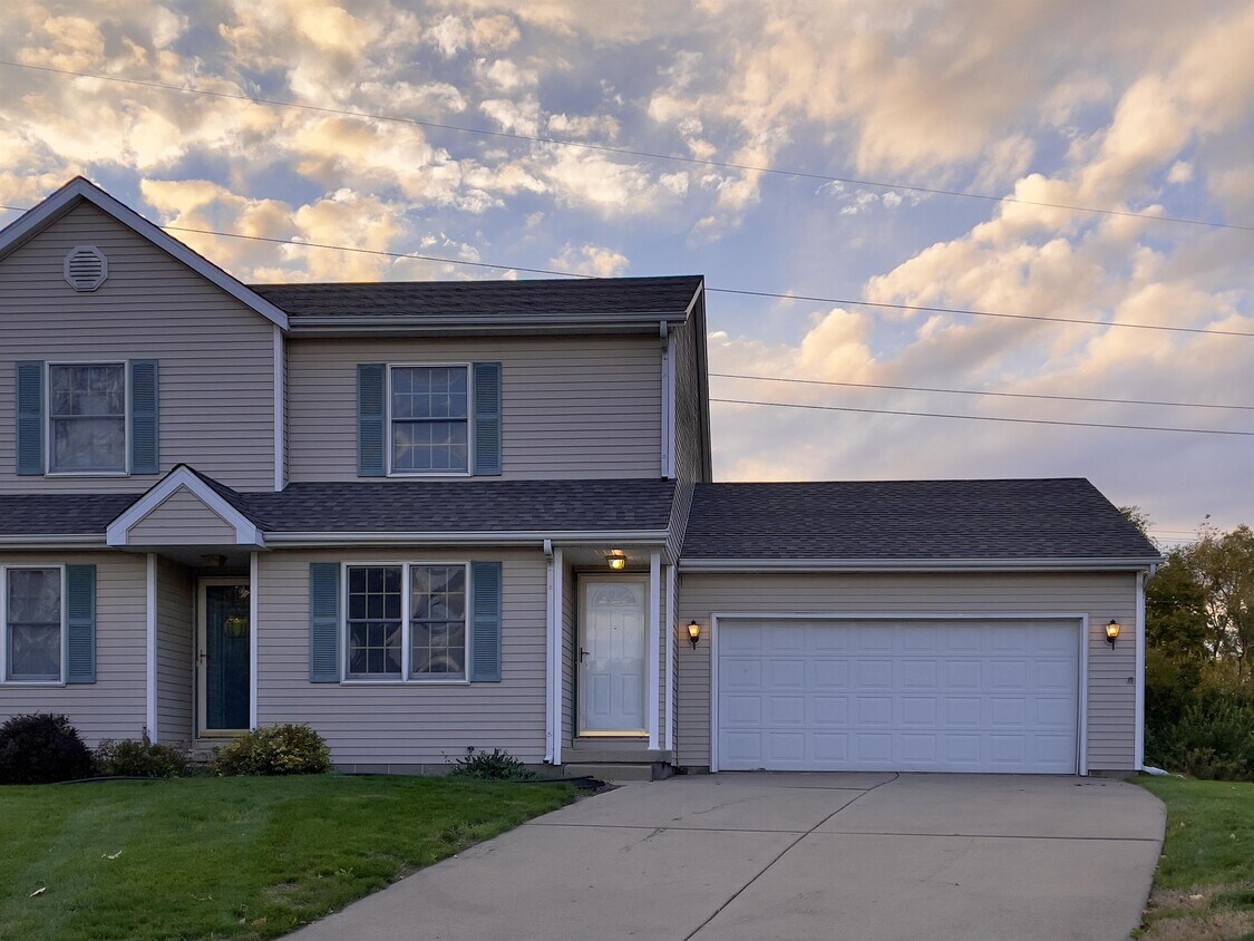 4205 Pickfair Rd, Springfield, IL 62703 House Rental in Springfield