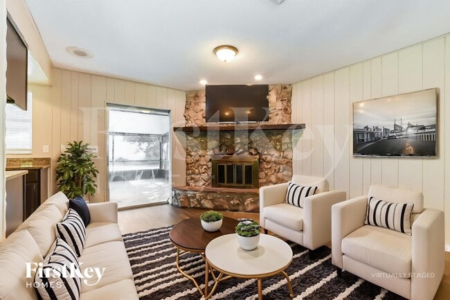 Building Photo - 409 Seville Ave