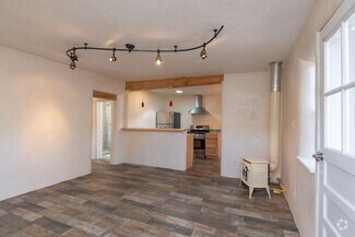 Building Photo - 728 Montez Pl