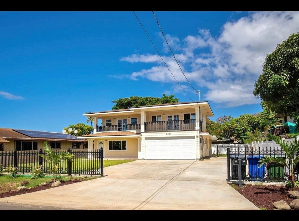 Primary Photo - 84-160 Jade Street