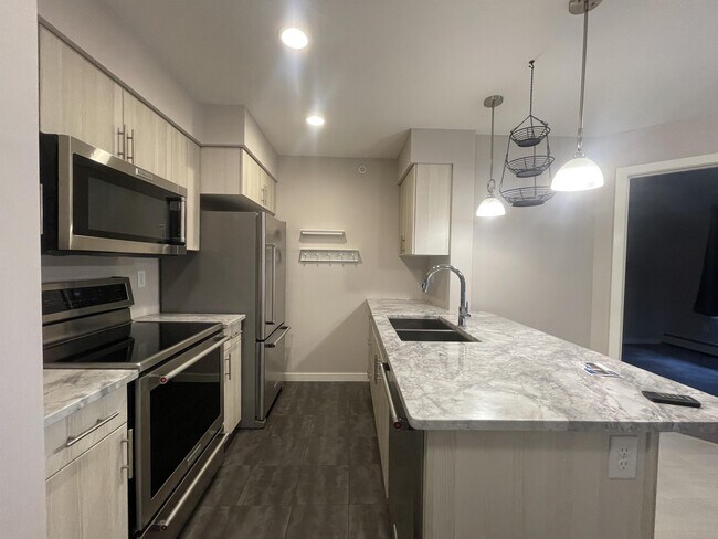 Photo du bâtiment - 5500 Mitchinson Way
