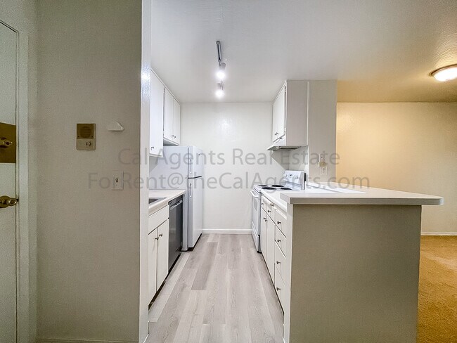 Foto del edificio - 250 Whitmore St