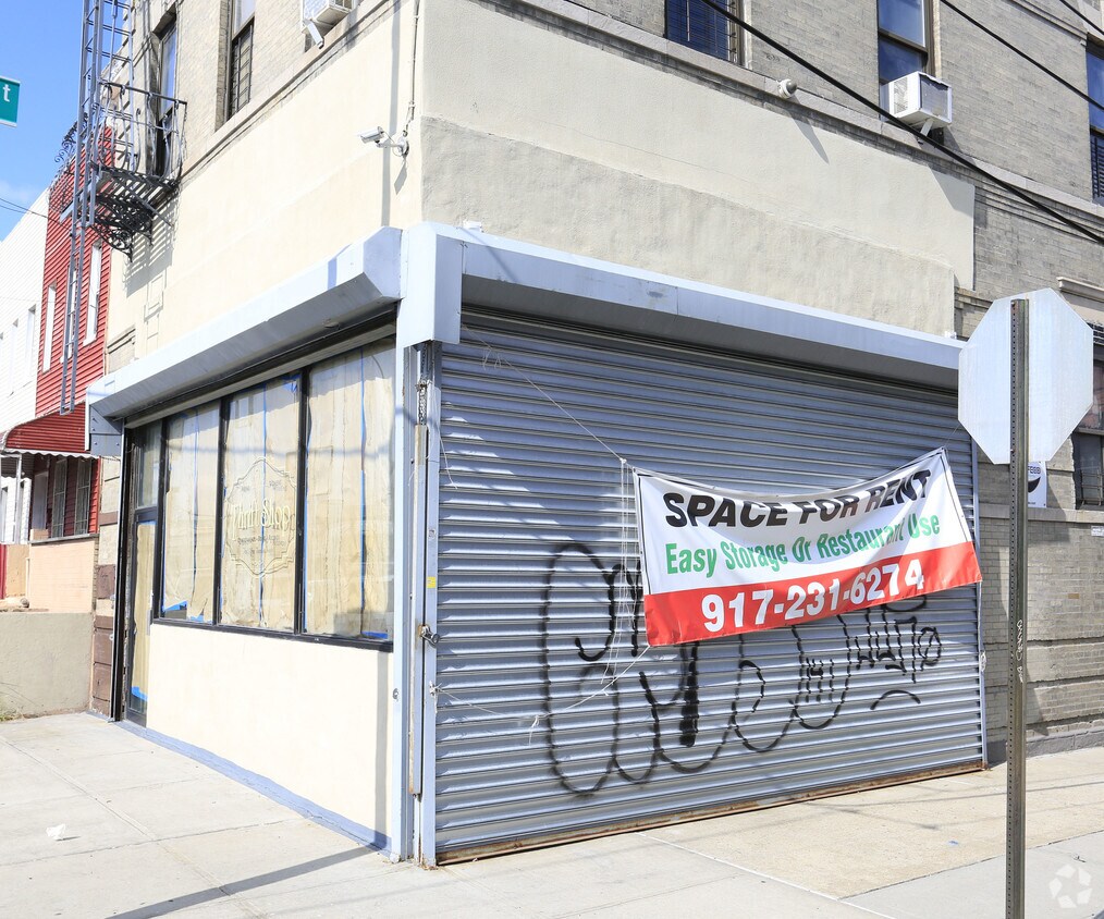 available unit - 906 E 141st St