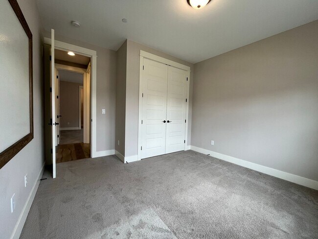 Foto del edificio - Stunning Stone Creek Single Level Home in Bonney Lake