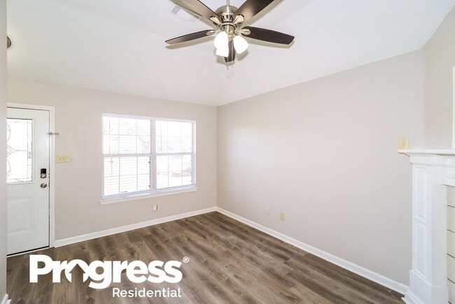 Building Photo - 105 Pine Ridge Ln