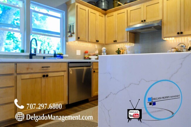 Foto del edificio - Benicia! Beautiful three bedroom home loca...
