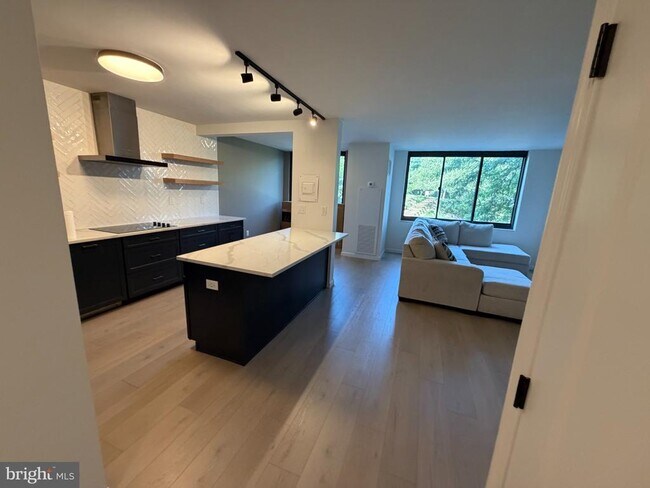 Foto del edificio - 5500 Holmes Run Pkwy