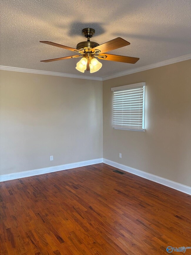 Foto del edificio - 19372 Huntsville Brownsferry Rd