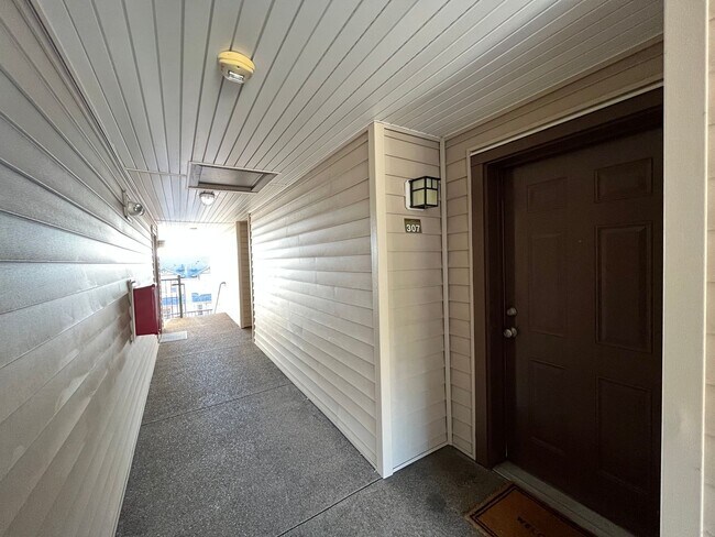 Foto del edificio - Spacious Beaverton 2 Bed 2 Bath Condo - Ga...