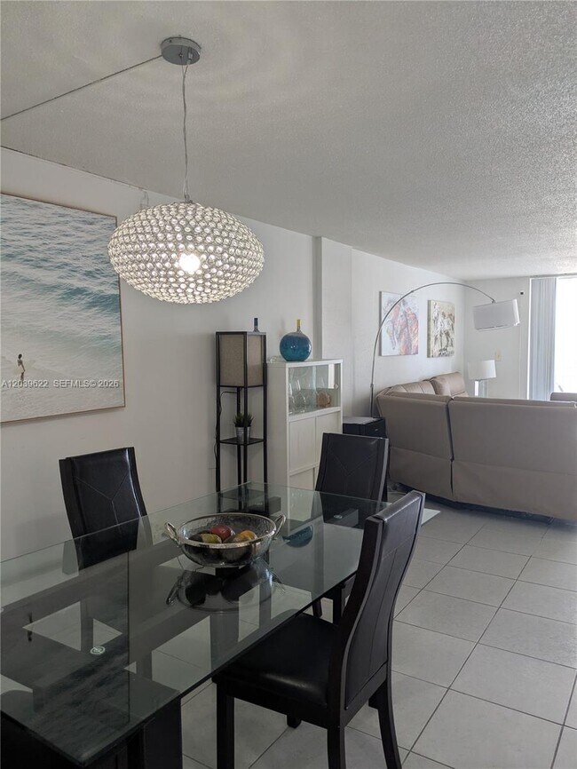 Foto del edificio - 1849 S Ocean Dr