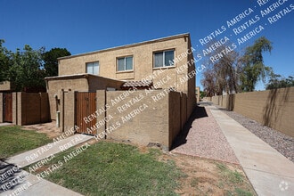 Building Photo - 948 S Alma School Rd