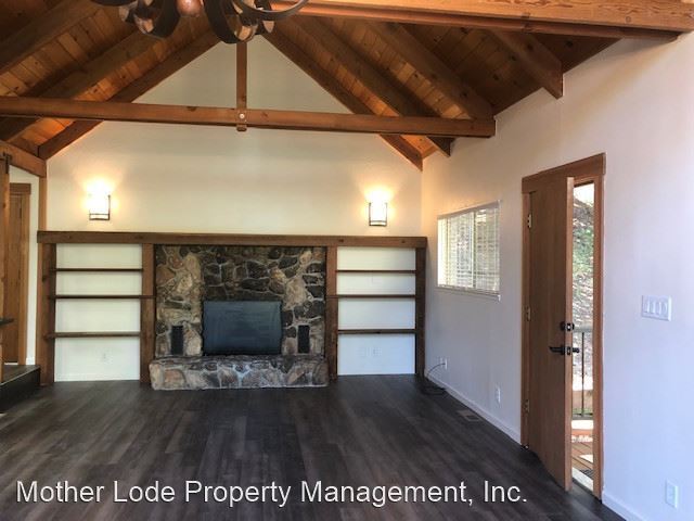 Building Photo - 3 br, 2 bath House - 22329 Ponderosa Drive