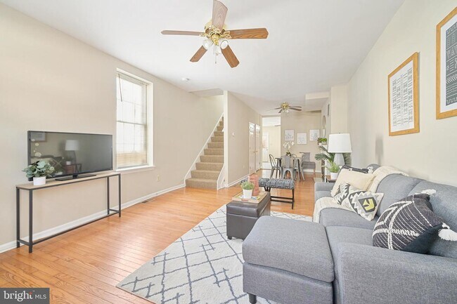 Foto del edificio - 223 E Cross St