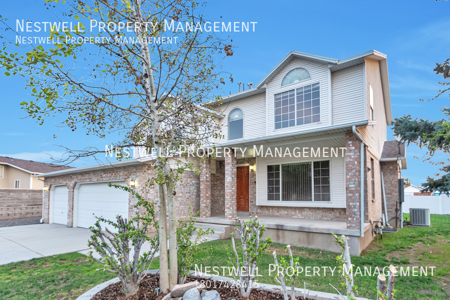 Primary Photo - Beautiful 5-bed Home in Riverton