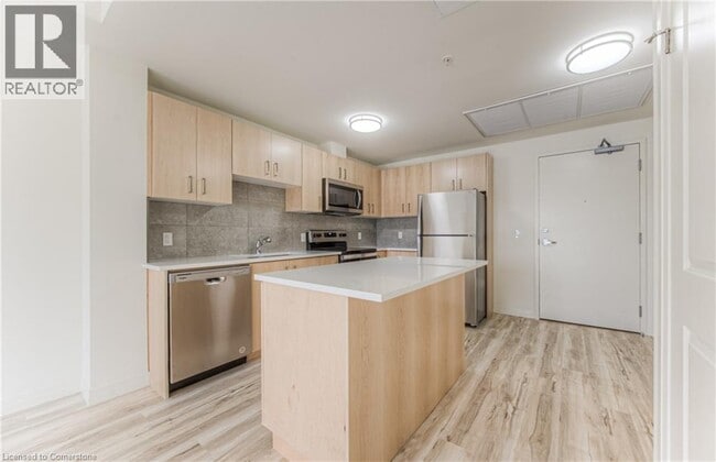 Building Photo - 301 Westmount Rd W