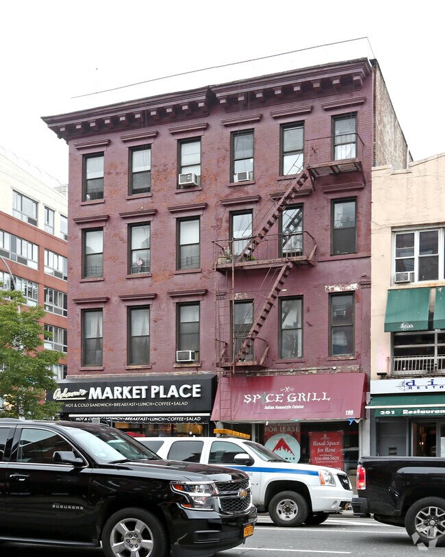 Building Photo - 197-199 Eighth Ave