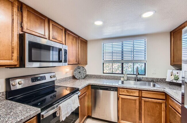 Foto del edificio - 700 E Mesquite Cir